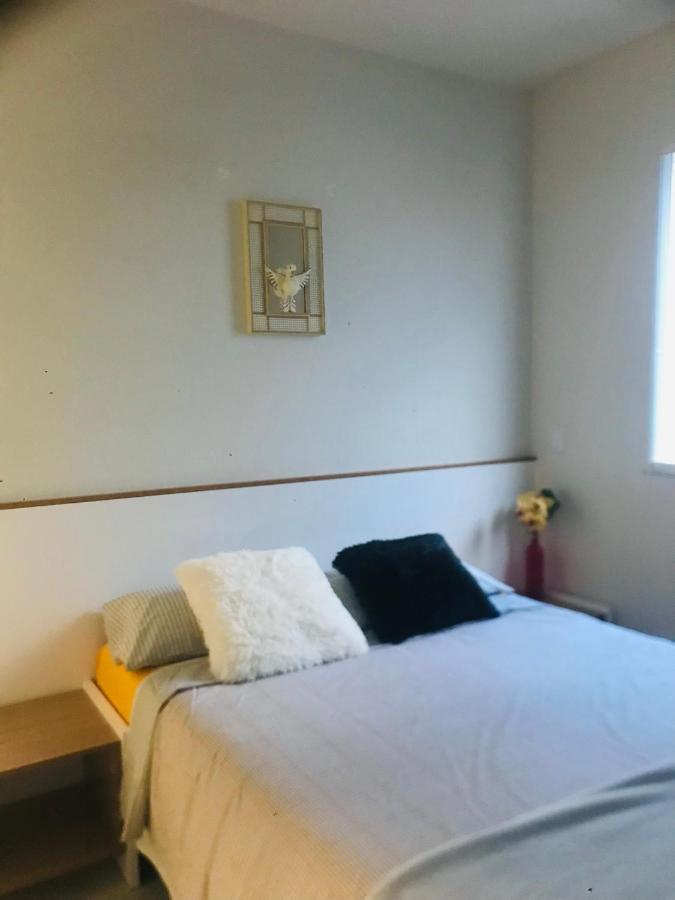 Sinta-Se Em Casa! Ap Novo, Aconchegante E Funcional- Otima Localizacao Apartment Montes Claros Ngoại thất bức ảnh